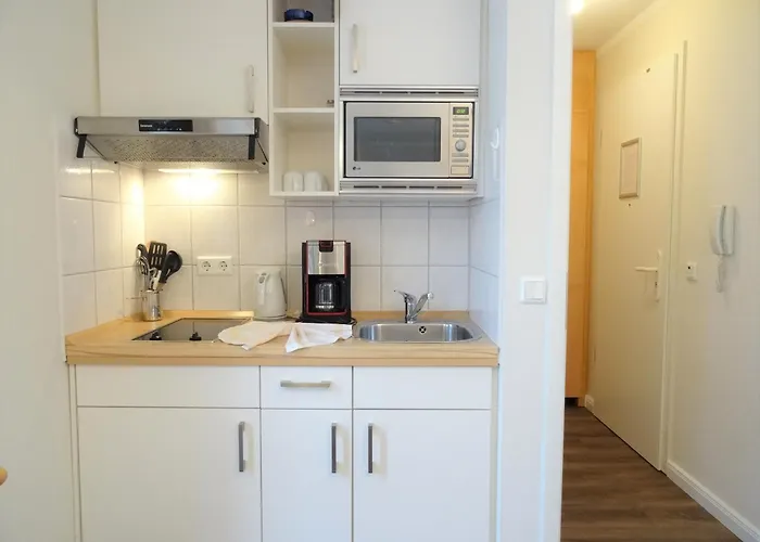 606, Seepark Apartment